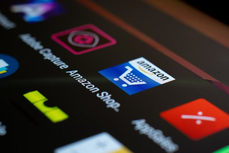 Dropshipping on Amazon: 5 Essential Basics You Need to Know